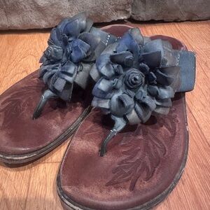 Born Summer Sandals Blue Size 9